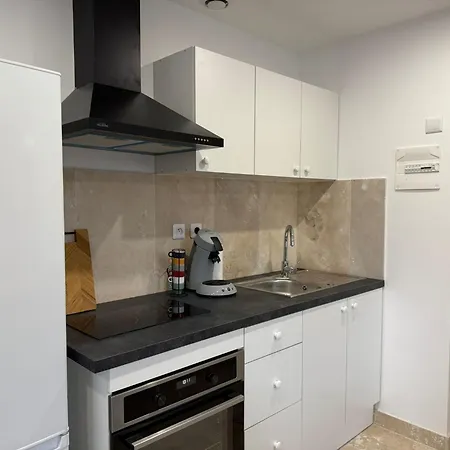 Le Prestige - T2 Neuf Et Equipe 에브뢰