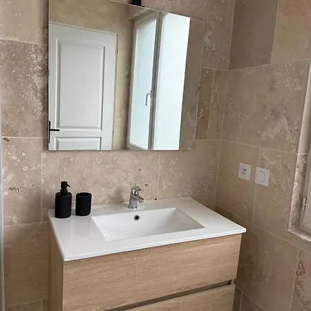 Apartment Le Prestige - T2 Neuf Et Equipe Évreux
