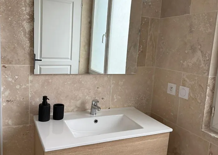 Apartment Le Prestige - T2 Neuf Et Equipe Evreux